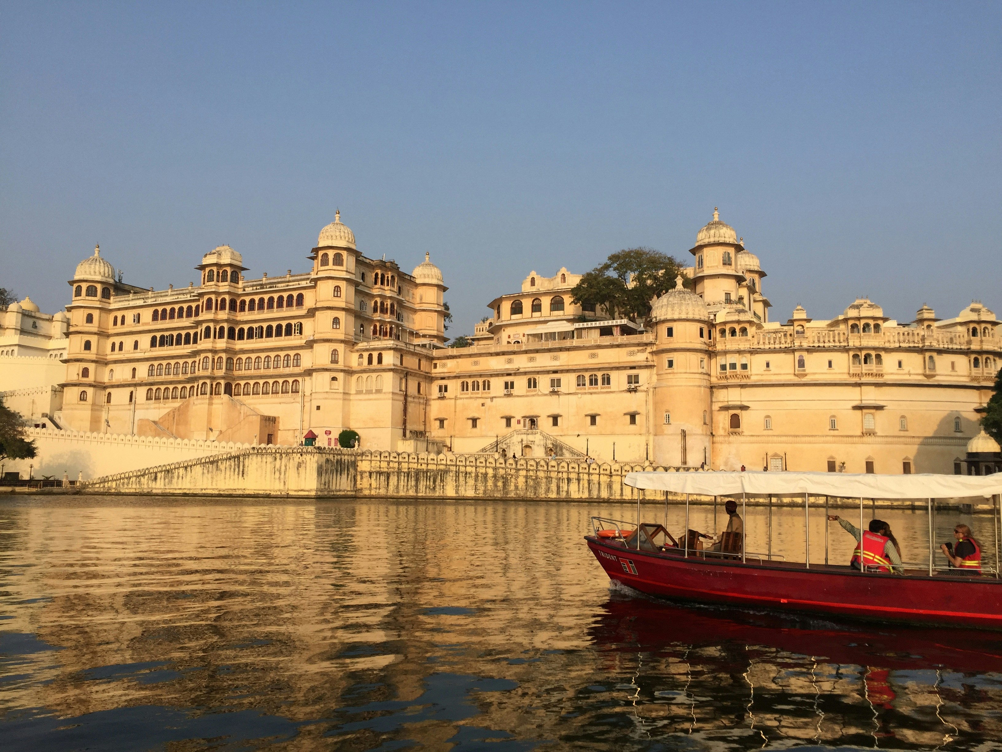 Beyond the Pink Facade: An Authentic Journey Through Jaipur's Soul